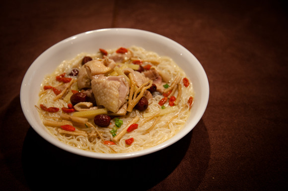 麻油鸡面线